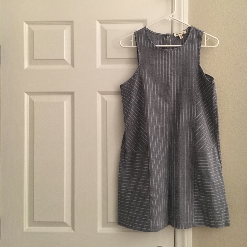 Stripped dress with pockets